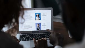 7 Cara Merekam Layar Laptop dan PC Terbaru